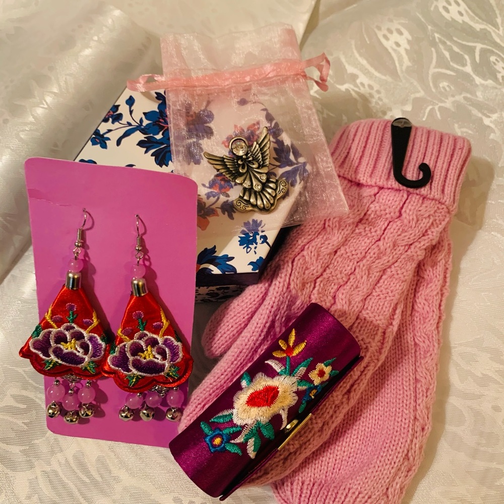 5 piece retro artisan embroidered gift set